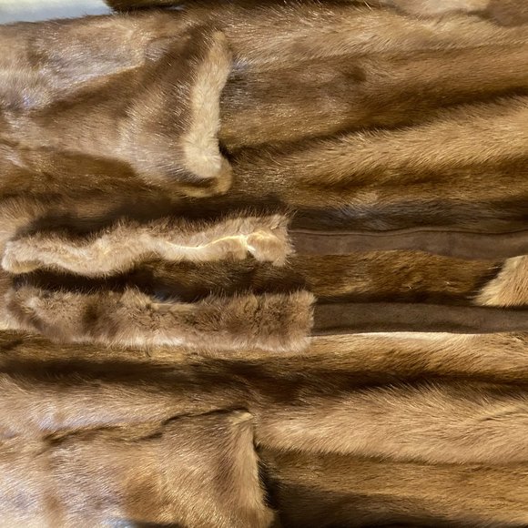 Vintage Mink Woman's Coat - Picture 5 of 5